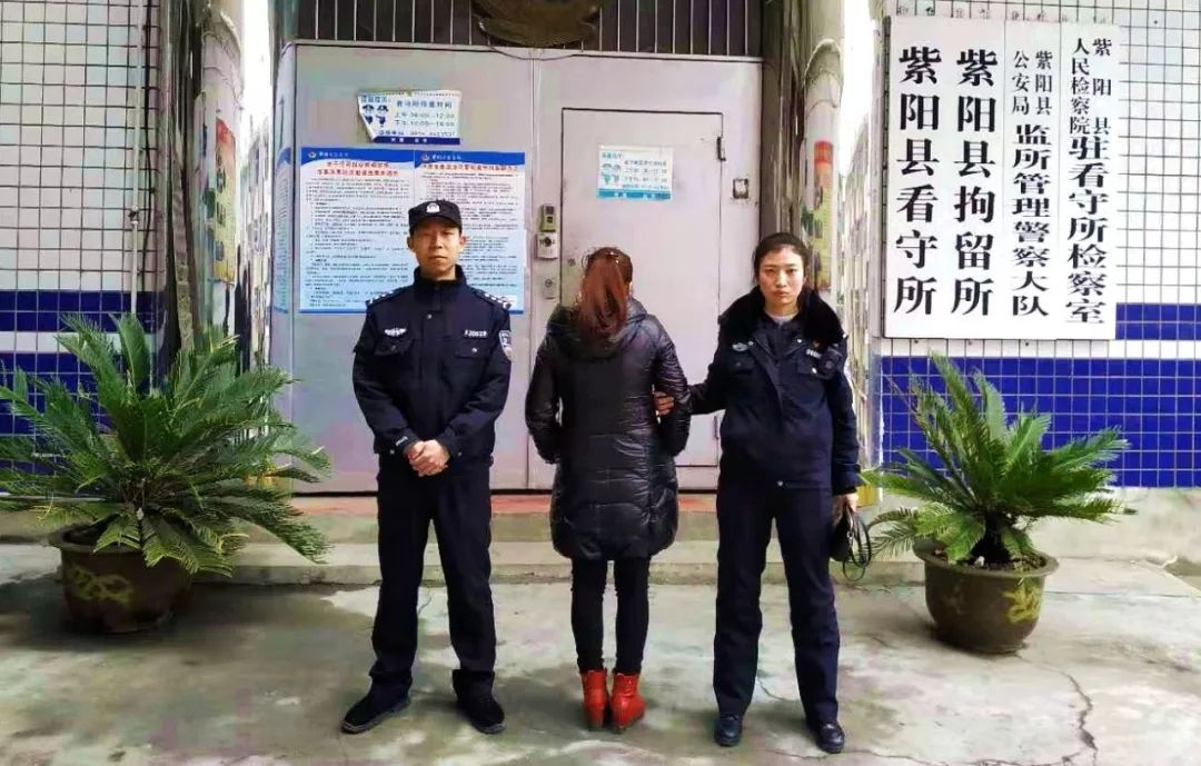 <b>国际短信怎么发？轻松跨洋沟通，尽在此攻略</b>